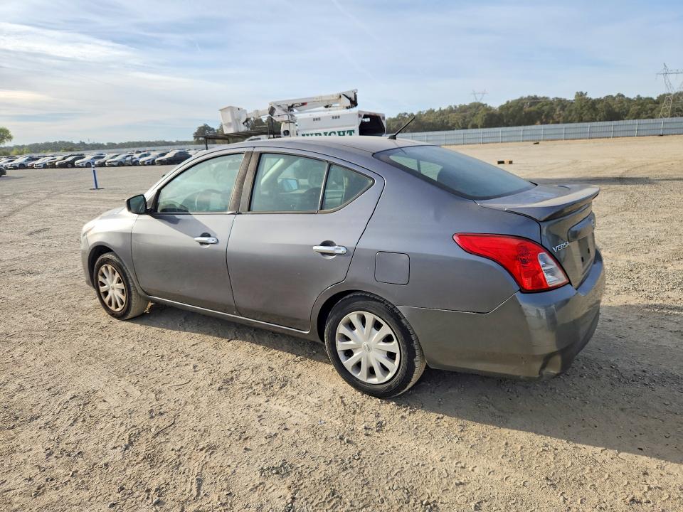Photo 2 from auction – 2018 NISSAN VERSA with VIN 3N1CN7AP2JL813169