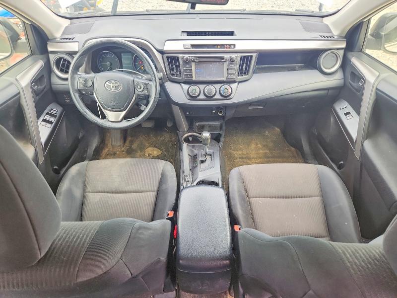 Photo 8 from auction – 2017 TOYOTA RAV4 with VIN JTMZFREV2HJ125960