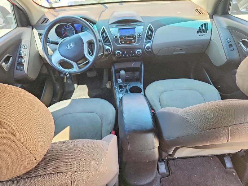 Photo 8 from auction – 2012 HYUNDAI TUCSON with VIN KM8JT3AB2CU392744