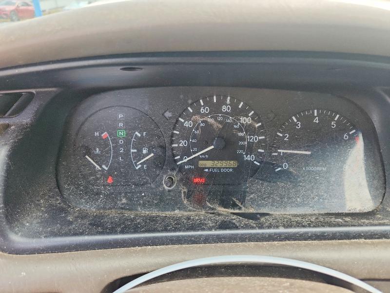 Photo 9 from auction – 2001 TOYOTA CAMRY with VIN 4T1BG22K31U034115