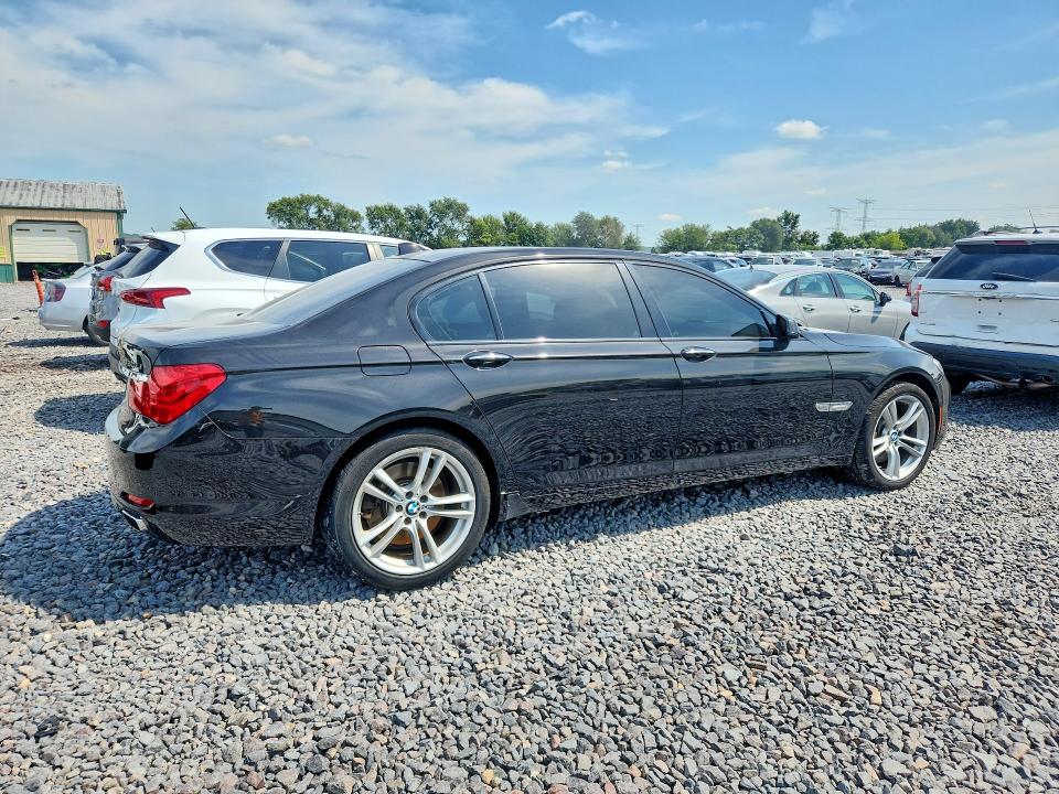Photo 3 from auction – 2009 BMW 750 with VIN WBAKB83549CY60713