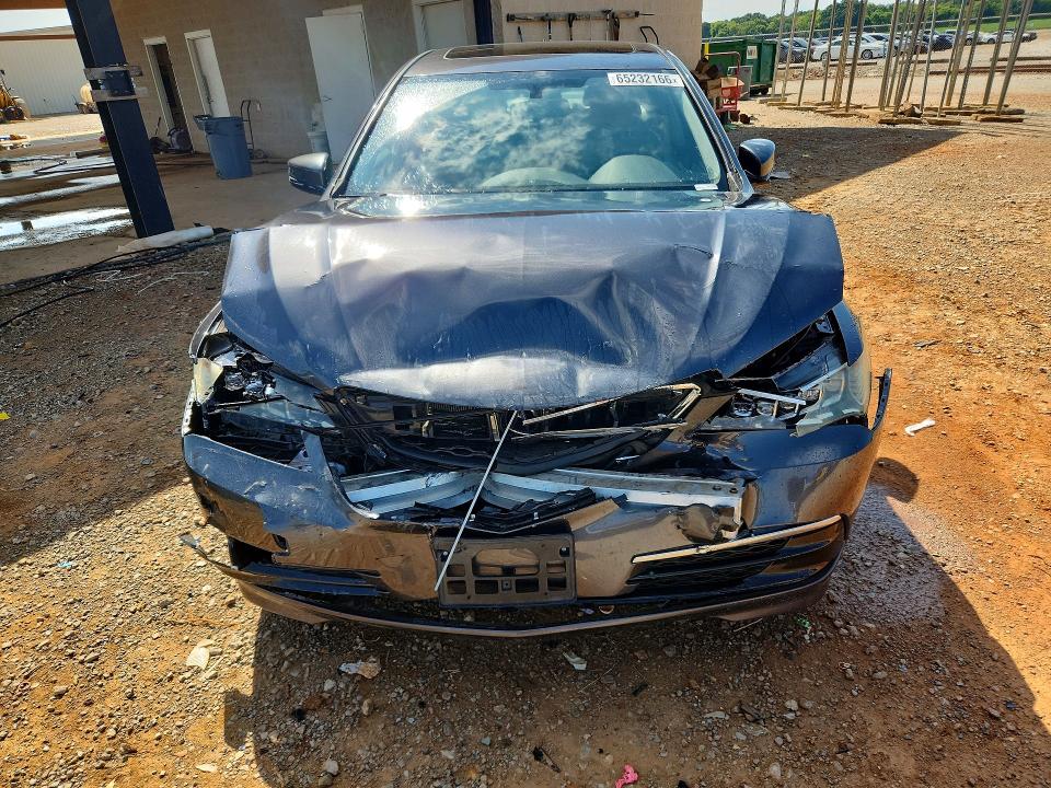 Photo 5 from auction – 2015 ACURA TLX with VIN 19UUB2F36FA013185