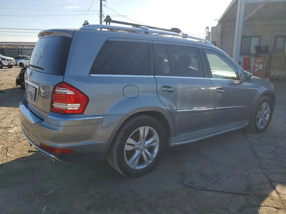 Photo 3 from auction – 2011 MERCEDES-BENZ GL with VIN 4JGBF2FEXBA633636