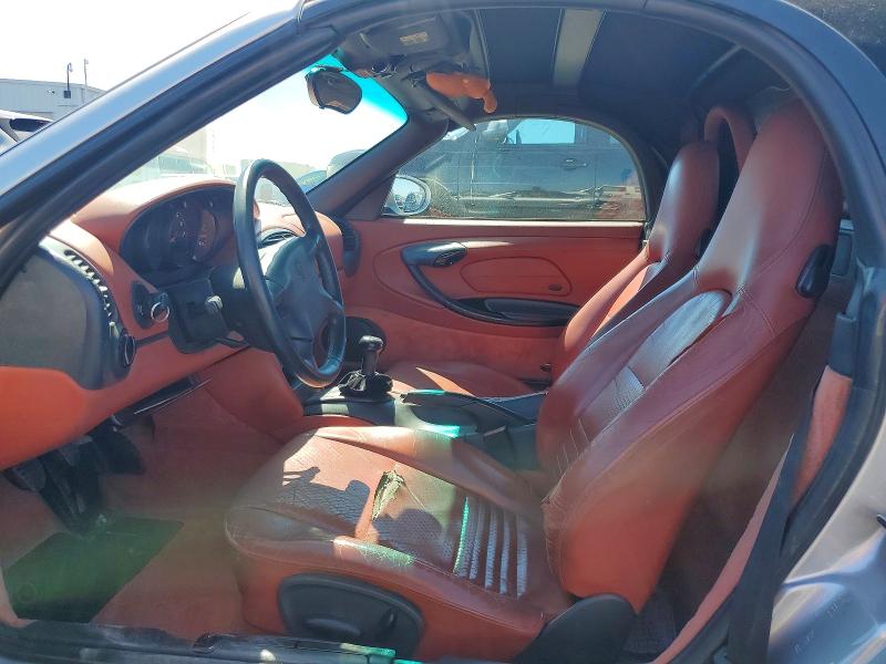 Photo 7 from auction – 1999 PORSCHE BOXSTER with VIN WP0CA2982XU629485