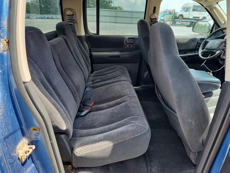 Photo 10 from auction – 2002 DODGE DAKOTA with VIN 1B7HG48Z62S595548
