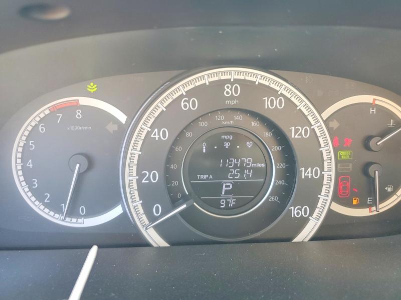 Photo 9 from auction – 2015 HONDA ACCORD with VIN 1HGCR2F82FA203245