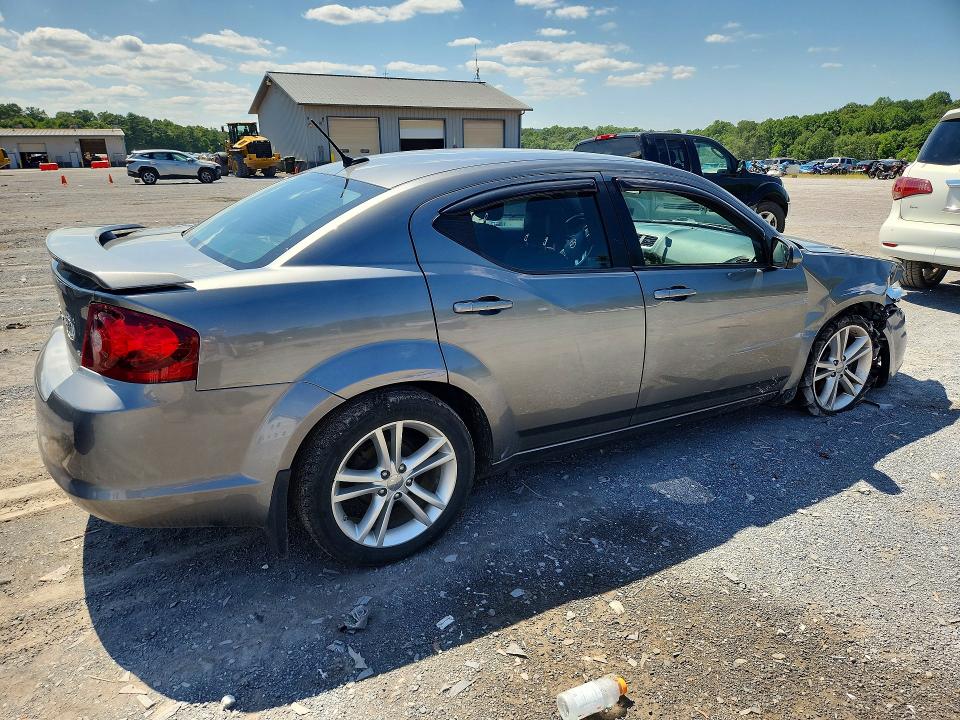Photo 3 from auction – 2013 DODGE AVENGER with VIN 1C3CDZCB3DN603704