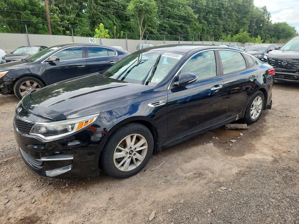 KIA OPTIMA 2018 with VIN 5XXGT4L31JG186120 - Photo from auction