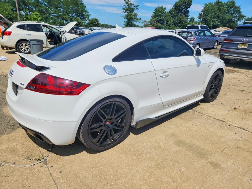 Photo 3 from auction – 2012 AUDI TT with VIN TRUBFAFK1C1006674