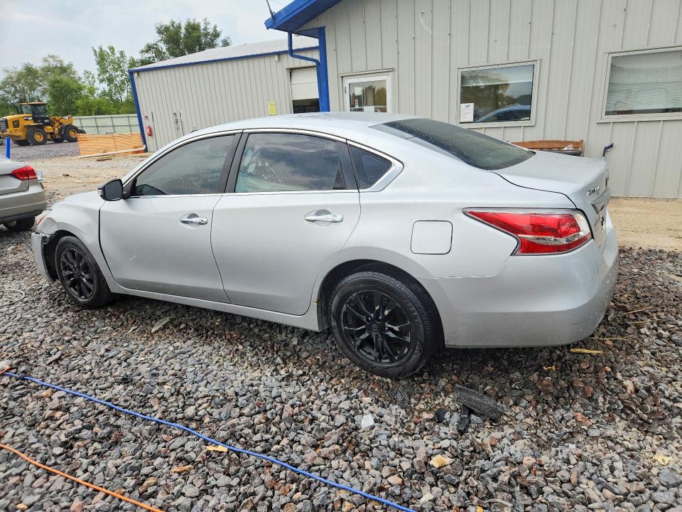 Photo 2 from auction – 2015 NISSAN ALTIMA with VIN 1N4AL3AP3FC274296