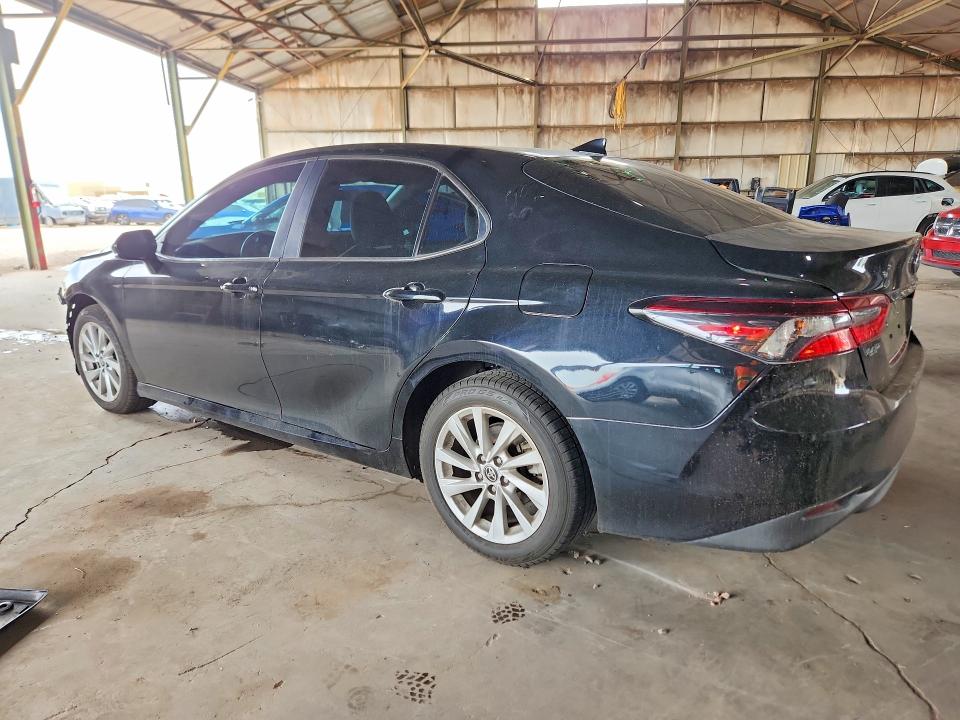 Снимка 2 от търг – 2022 TOYOTA CAMRY с VIN 4T1C11AK9NU661554