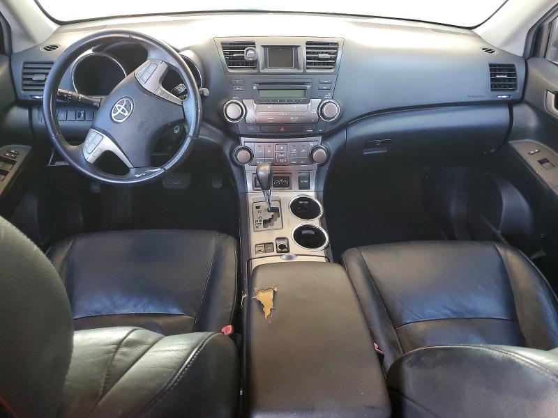 Photo 8 from auction – 2010 TOYOTA HIGHLANDER with VIN 5TDKK3EH5AS017961