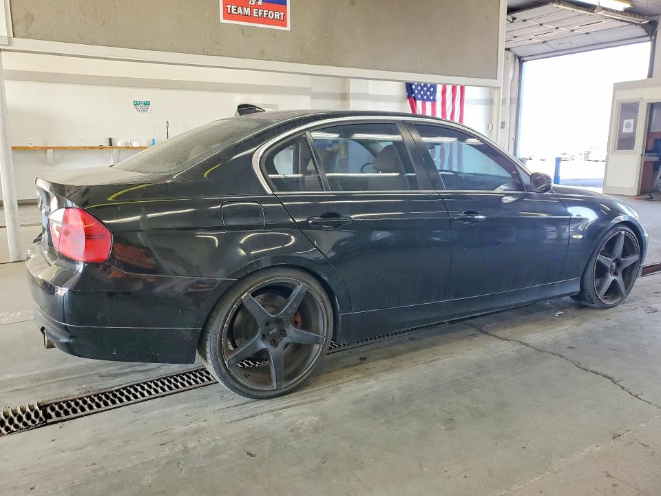 Photo 3 from auction – 2007 BMW 335 with VIN WBAVB73587VH22944