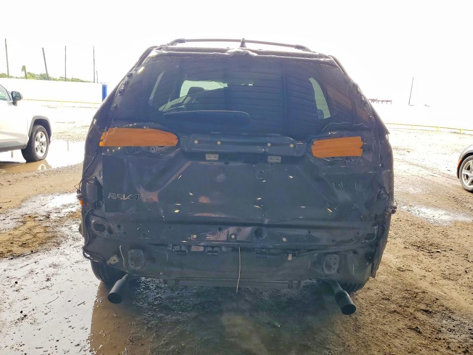 Photo 6 from auction – 2024 TOYOTA RAV4 with VIN 4T3E6RFV2RU163026