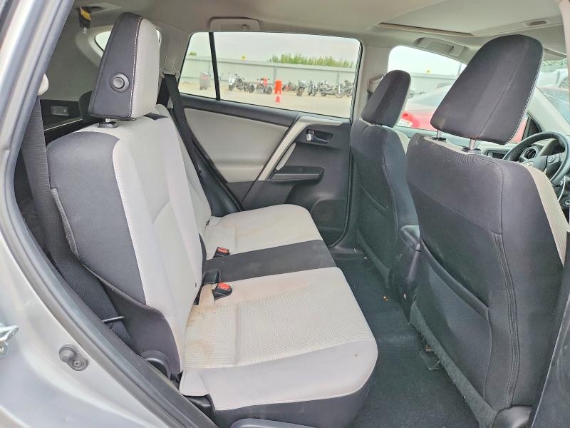 Photo 11 from auction – 2016 TOYOTA RAV4 with VIN 2T3WFREVXGW260848