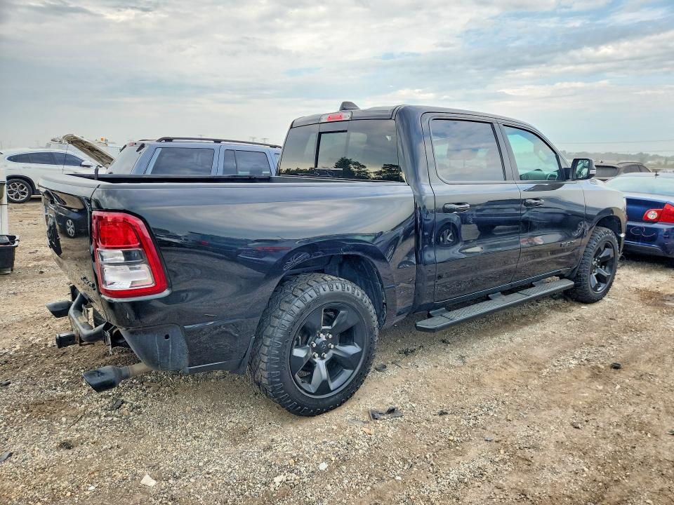 صورة رقم 3 من المزاد - 2019 RAM 1500 مع VIN 1C6SRFFT2KN584353