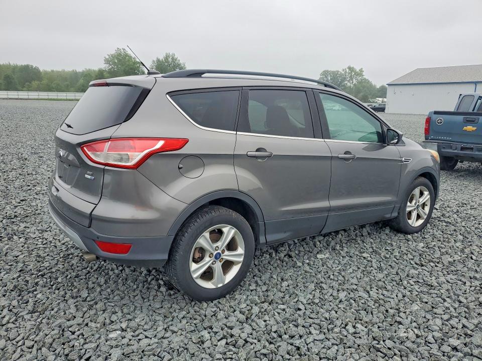 صورة رقم 3 من المزاد - 2014 FORD ESCAPE مع VIN 1FMCU9GX7EUB14713