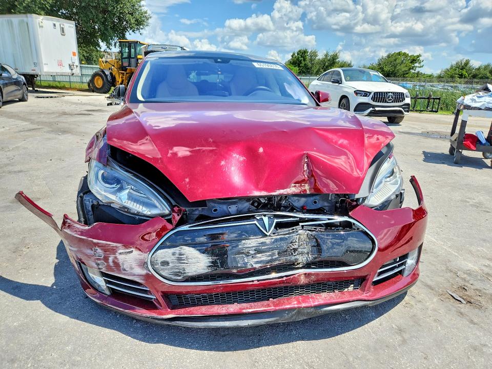 Photo 5 from auction – 2012 TESLA MODEL S with VIN 5YJSA1DP2CFS01052