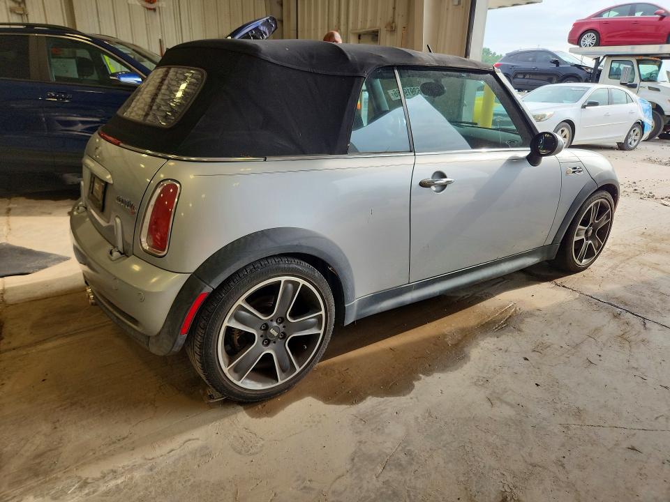 Photo 3 from auction – 2006 MINI COOPER with VIN WMWRH33536TL93537
