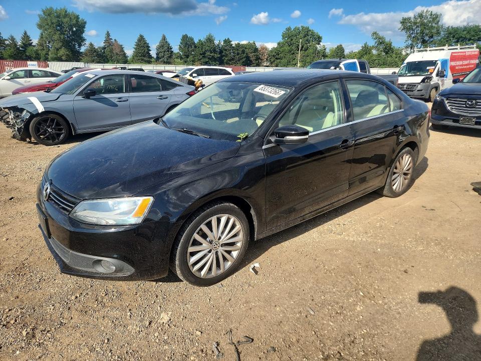 VOLKSWAGEN JETTA 2014 with VIN 3VWLL7AJ3EM405016 - Photo from auction