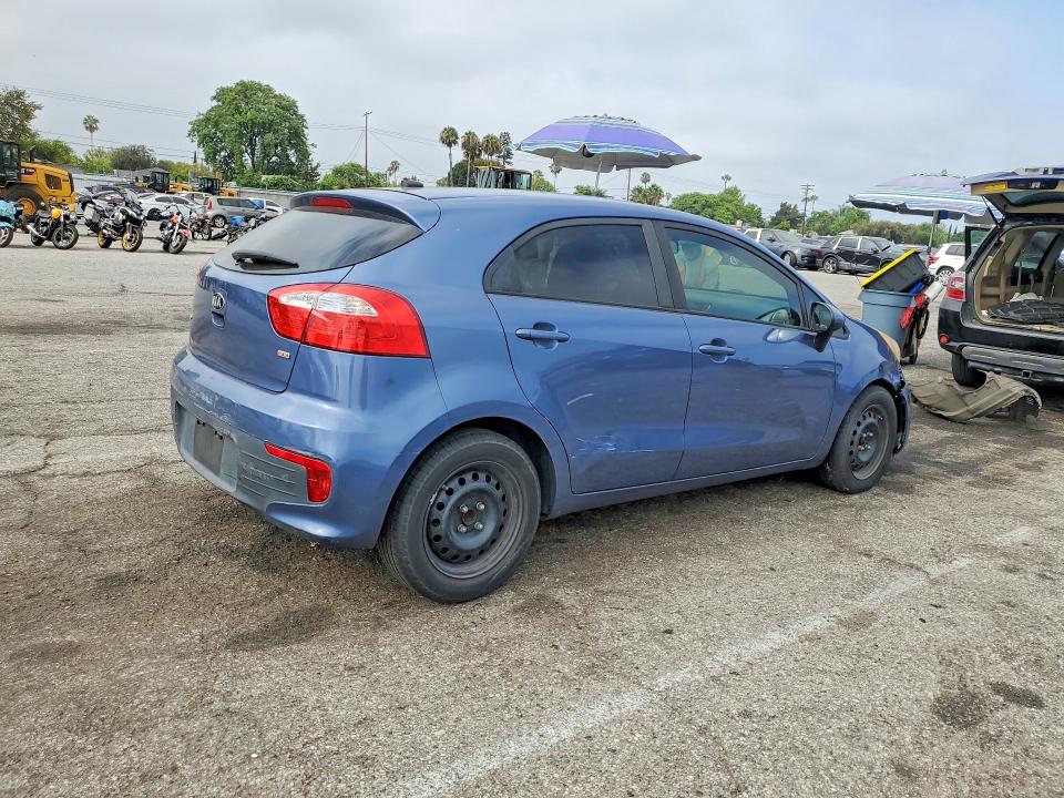 Photo 3 from auction – 2016 KIA RIO with VIN KNADM5A33G6678354