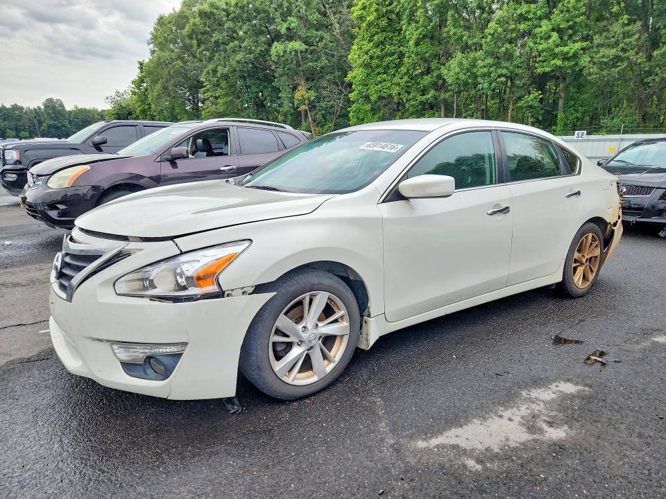 NISSAN ALTIMA 2015 with VIN 1N4AL3APXFC255664 - Photo from auction
