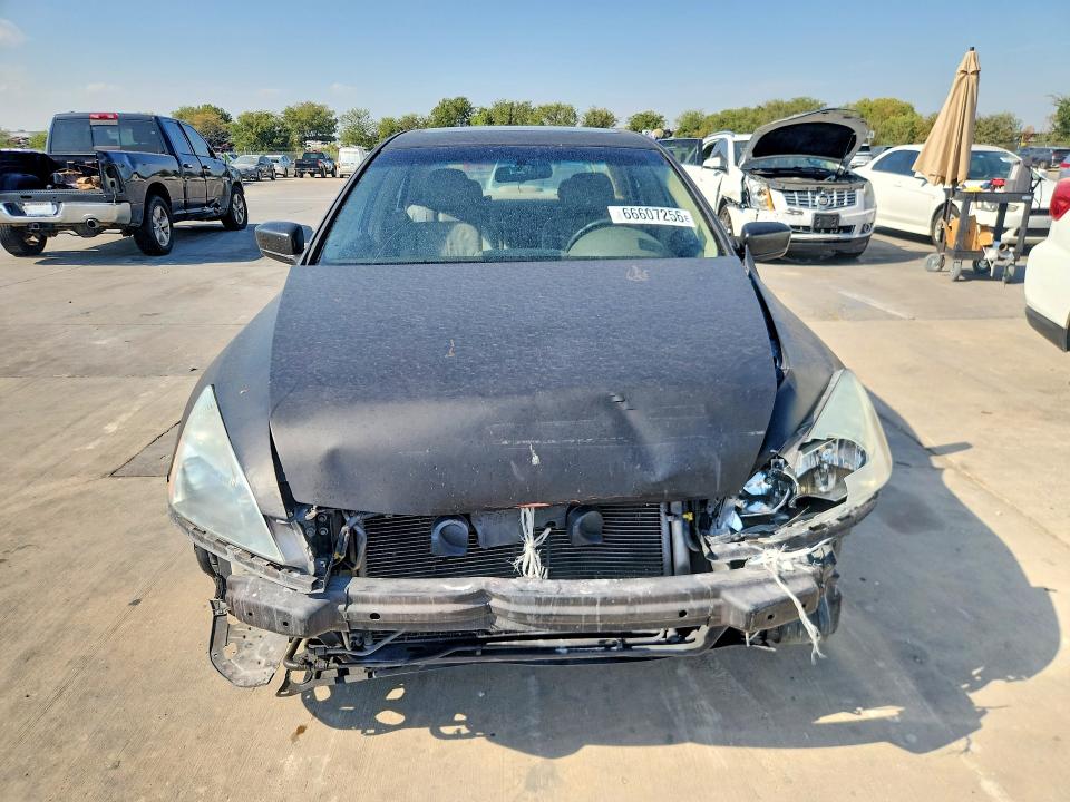 Photo 5 from auction – 2004 HONDA ACCORD with VIN 1HGCM66534A096697