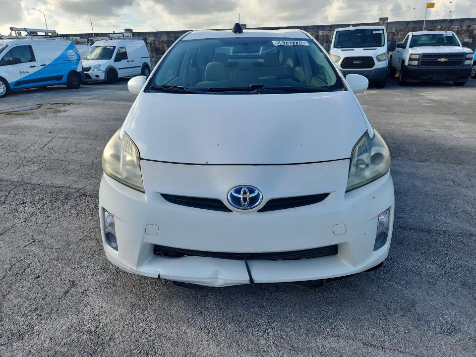 Photo 5 from auction – 2011 TOYOTA PRIUS with VIN JTDKN3DU0B0251130