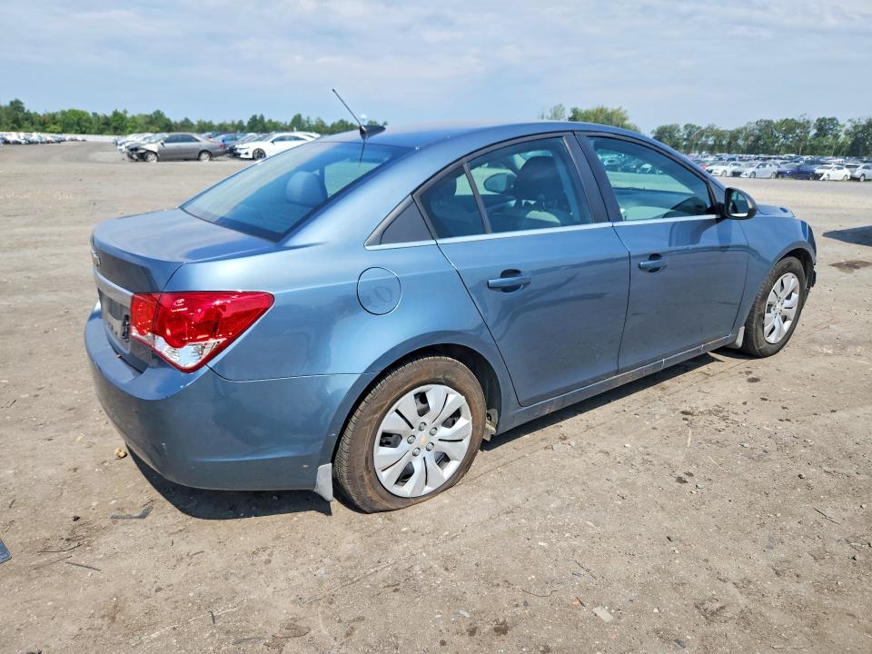 Photo 3 from auction – 2012 CHEVROLET CRUZE with VIN 1G1PC5SH8C7255134