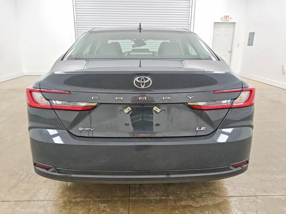Photo 6 from auction – 2026 TOYOTA CAMRY with VIN 4T1DAACK3TU709449