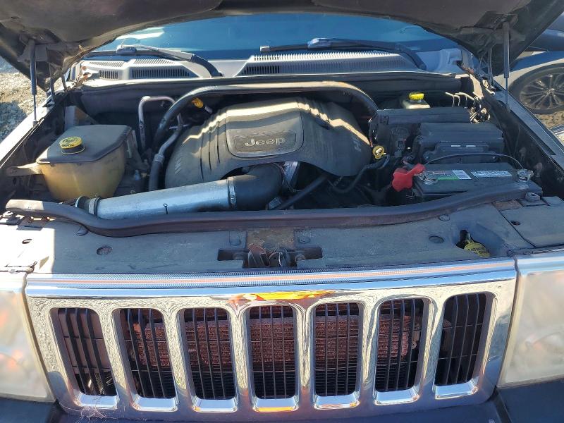 Photo 11 from auction – 2006 JEEP COMMANDER with VIN 1J8HH58286C323274