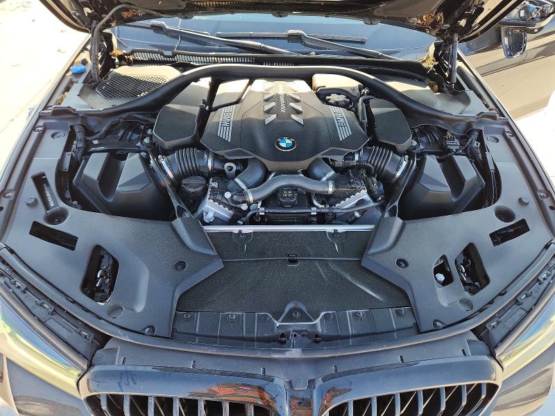 Photo 11 from auction – 2023 BMW M550XI with VIN WBA13BK00PCM19766