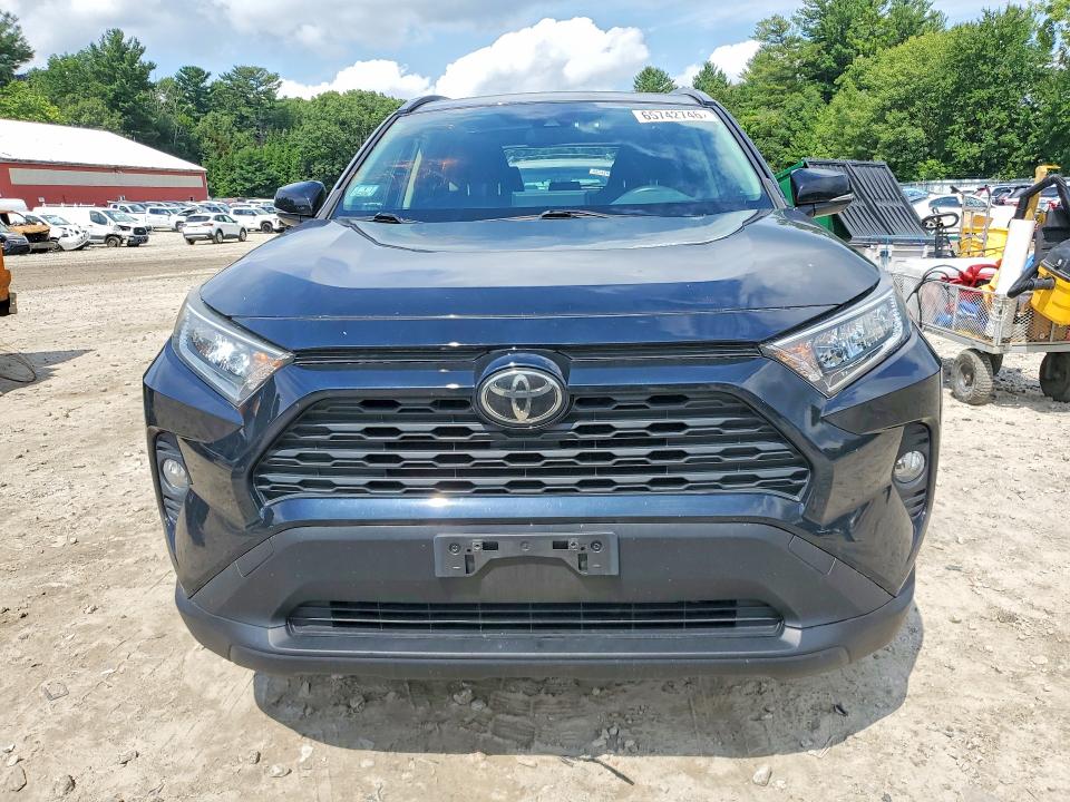 Photo 5 from auction – 2019 TOYOTA RAV4 with VIN JTMP1RFV8KD506853