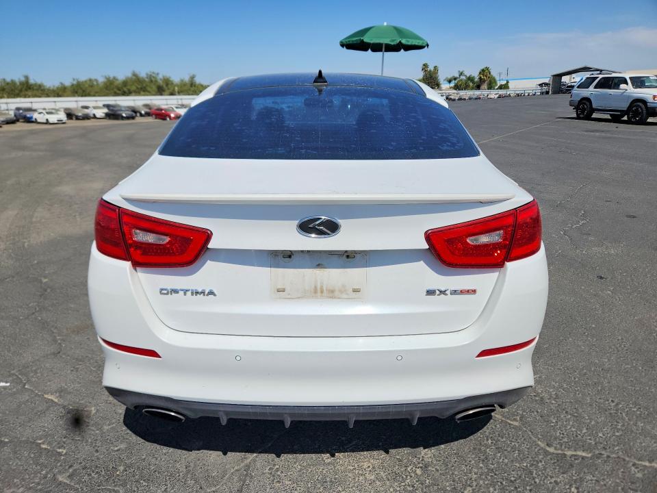 Photo 6 from auction – 2014 KIA OPTIMA with VIN 5XXGR4A60EG283097
