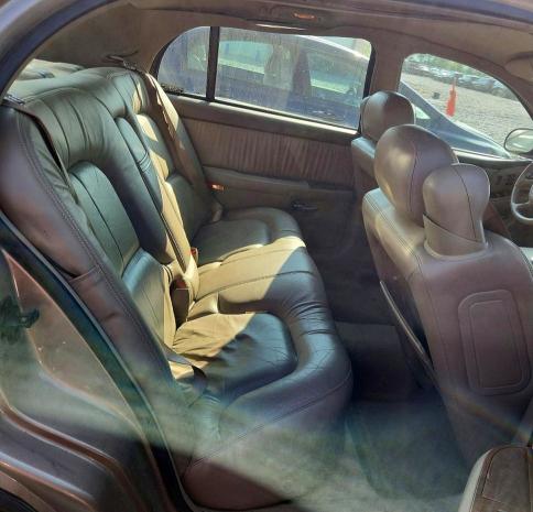 Photo 10 from auction – 2000 BUICK PARK AVENUE with VIN 1G4CW52K2Y4150909
