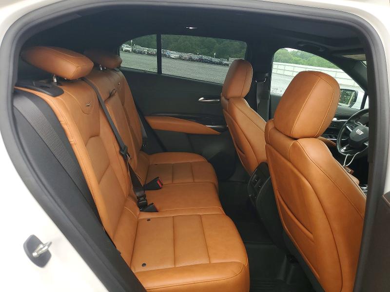 Photo 11 from auction – 2024 CADILLAC XT4 with VIN 1GYFZCR45RF101787