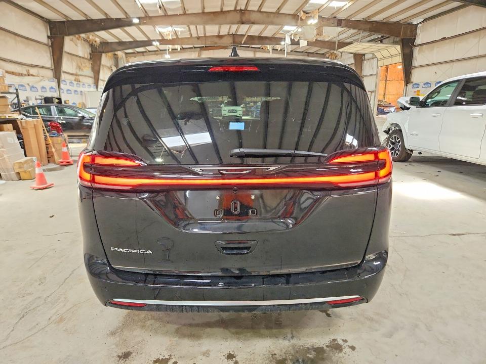 Photo 6 from auction – 2027 CHRYSLER PACIFICA with VIN 2C4RC1BG0VR563237