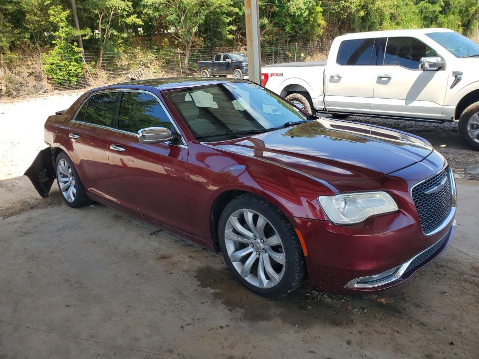 Снимка 4 от търг – 2018 CHRYSLER 300 с VIN 2C3CCAEGXJH136749