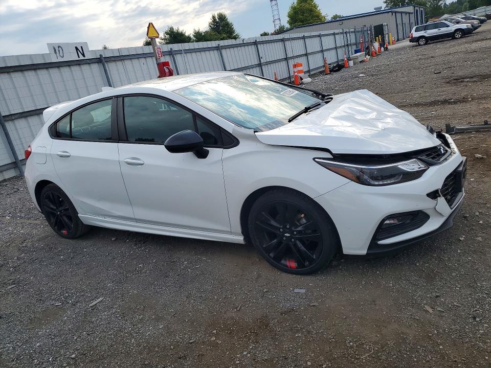 Photo 4 from auction – 2018 CHEVROLET CRUZE with VIN 3G1BE6SM6JS613174