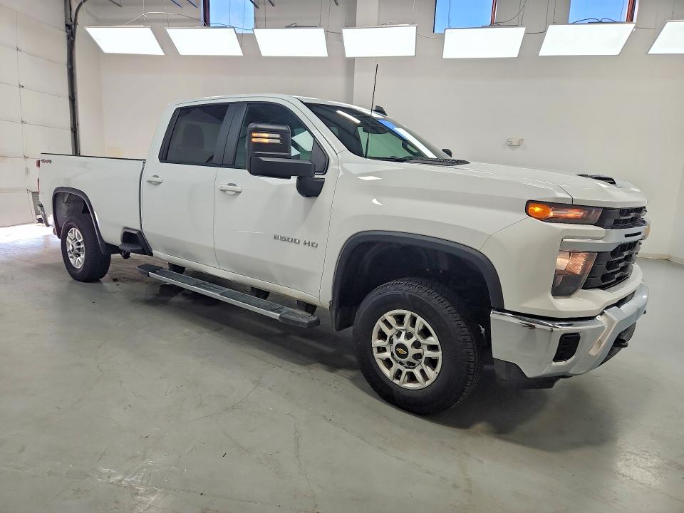 Photo 4 from auction – 2026 CHEVROLET SILVERADO with VIN 1GC1KNEY0TF152047