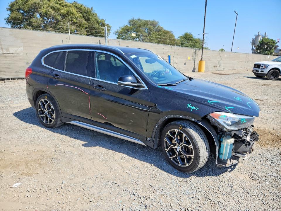 Photo 4 from auction – 2020 BMW X1 with VIN WBXJG9C08L5R06147