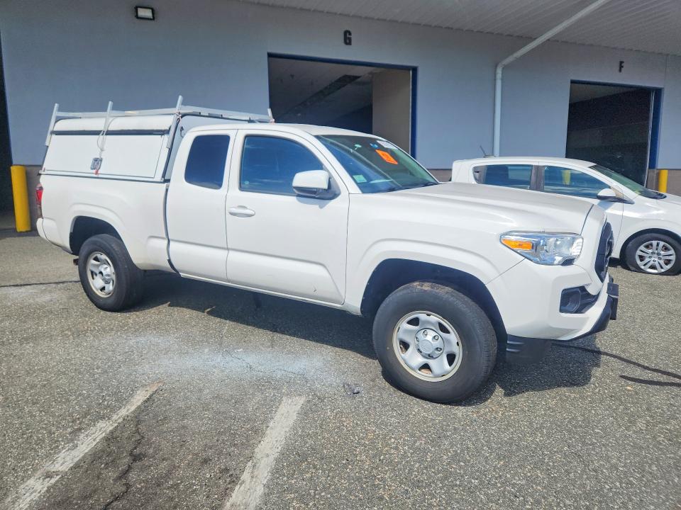 Photo 4 from auction – 2021 TOYOTA TACOMA with VIN 3TYRX5GNXMT026534