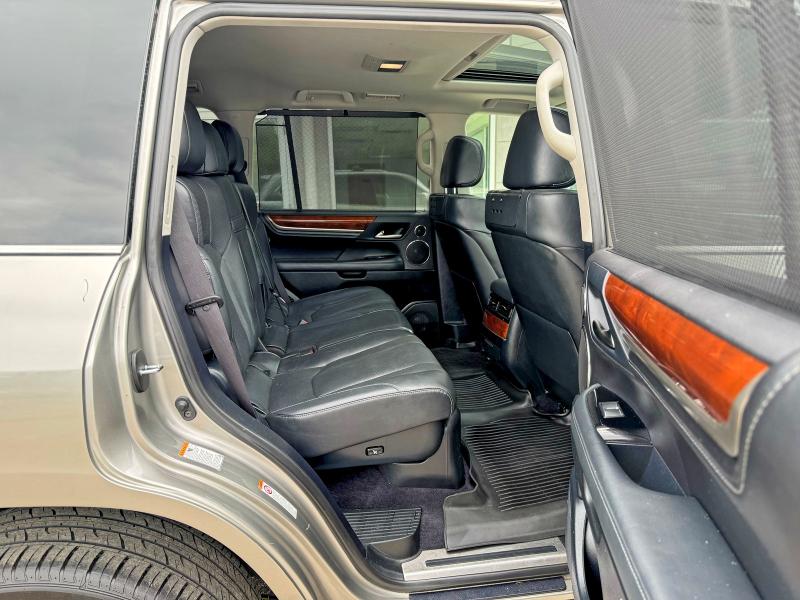 Photo 6 from auction – 2018 LEXUS LX with VIN JTJHY7AX4J4261428