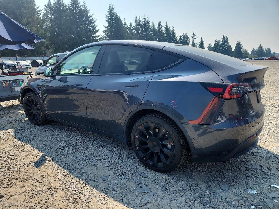 Photo 2 from auction – 2020 TESLA MODEL Y with VIN 5YJYGDEEXLF058701