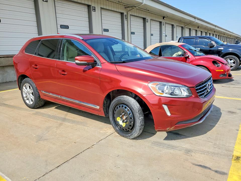 Zdjęcie 4 z aukcji – 2016 VOLVO XC60 z VIN YV4612RK4G2865119