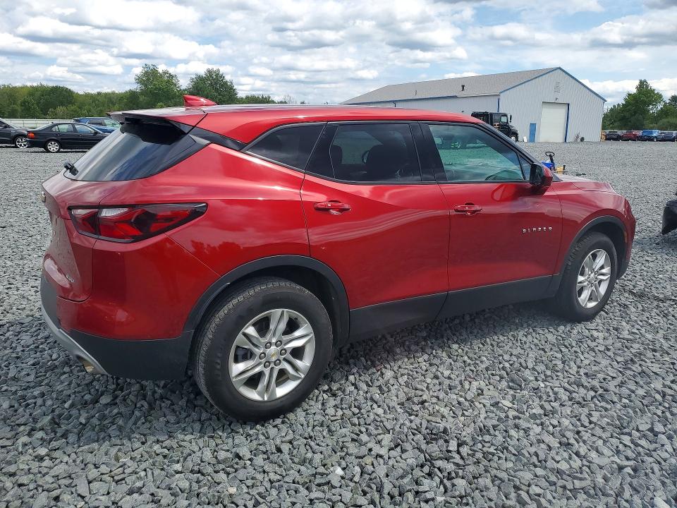 Photo 3 from auction – 2022 CHEVROLET BLAZER with VIN 3GNKBCR43NS120070