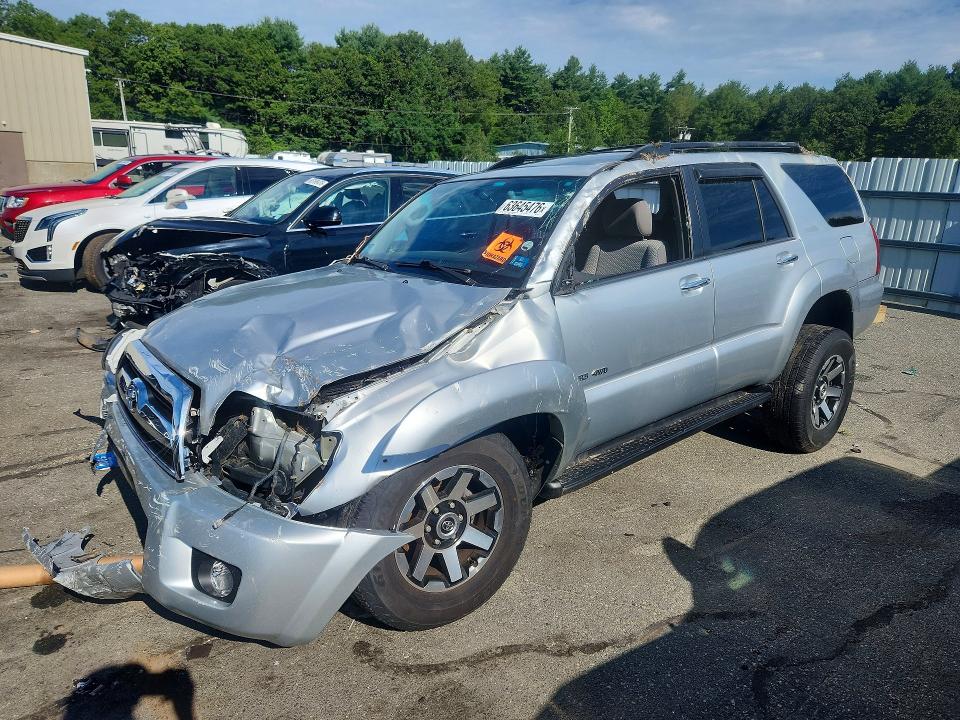 TOYOTA 4RUNNER 2006 z numerem VIN JTEBU14R268073503 - Zdjęcie z aukcji
