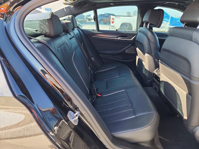 Photo 10 from auction – 2023 BMW M550XI with VIN WBA13BK00PCM19766