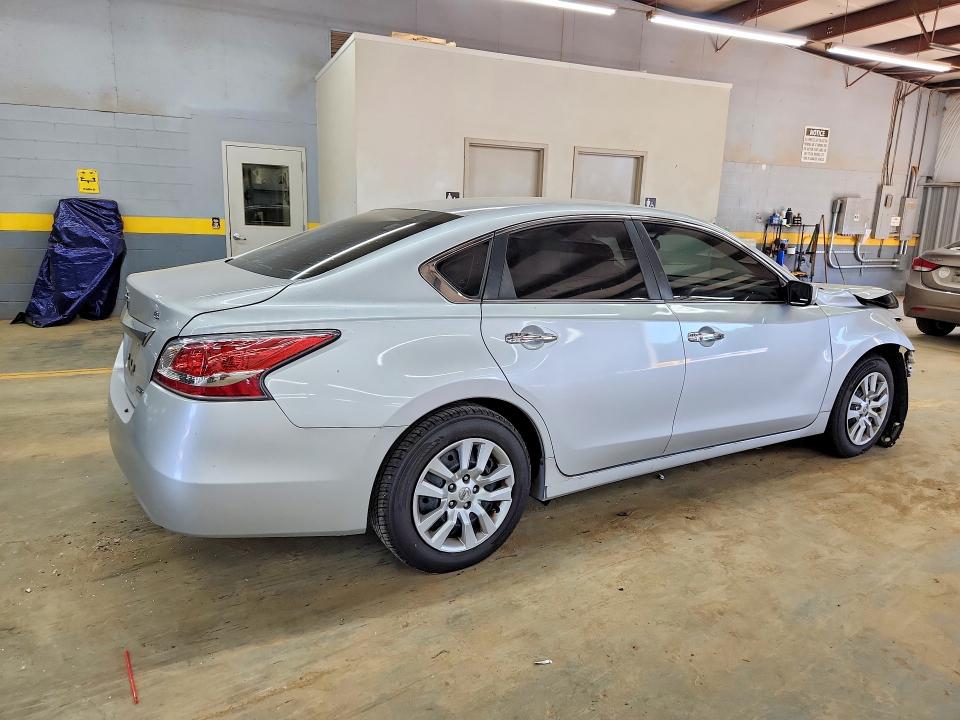 Photo 3 from auction – 2014 NISSAN ALTIMA with VIN 1N4AL3APXEC269367