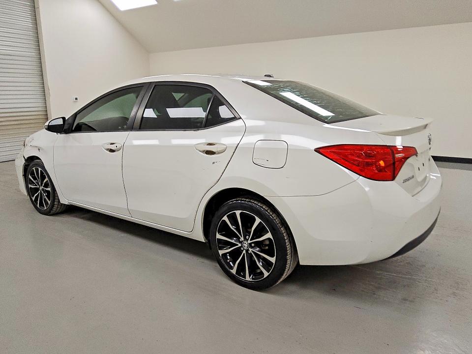 Foto 2 de la subasta – 2017 TOYOTA COROLLA con VIN 5YFBURHE5HP637601